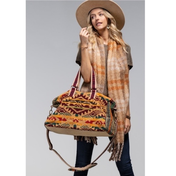 Karma-Bohemian West Print Travel Bag - Picture 10 of 13